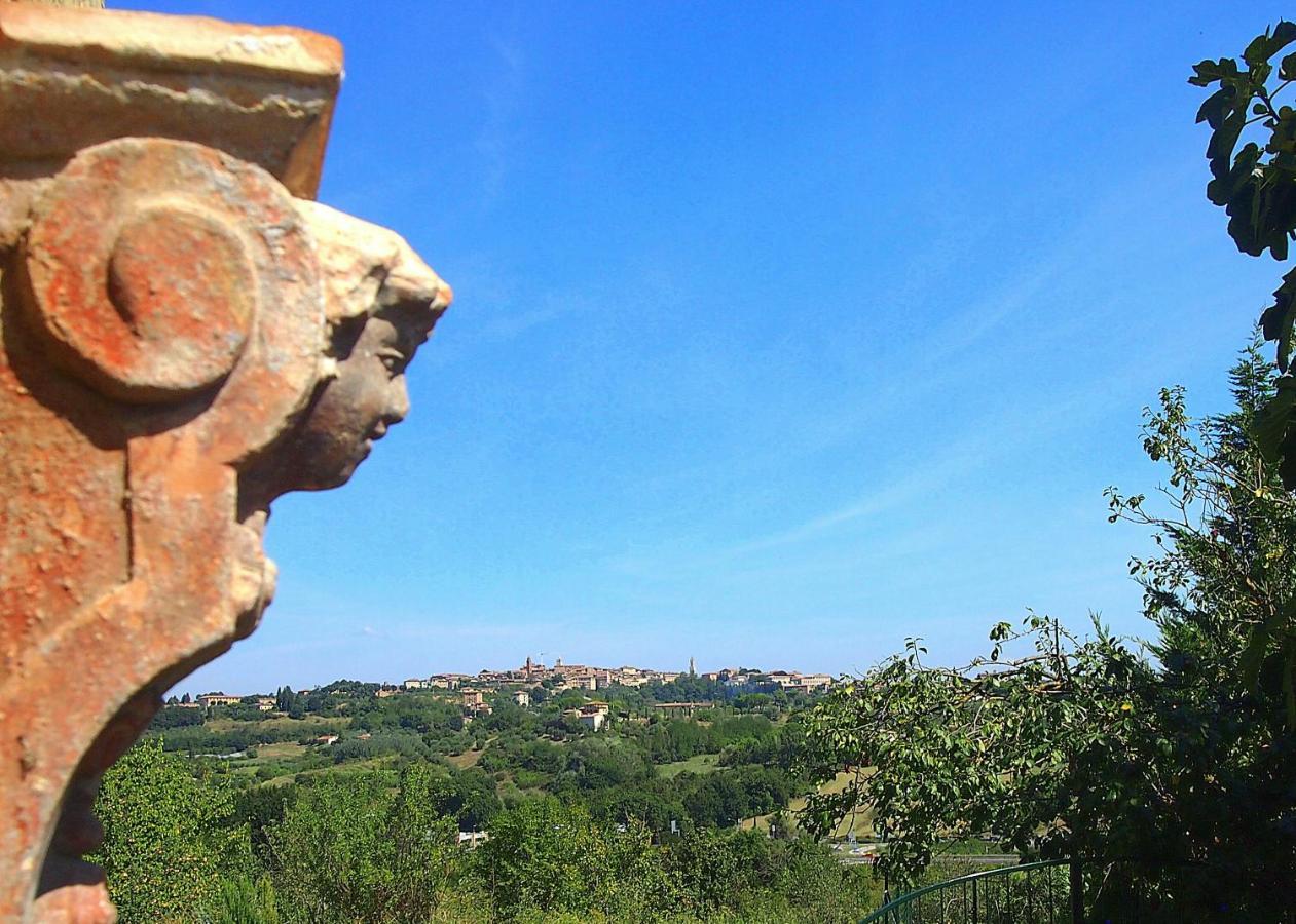 Nell'Antica Torre Di Fronte A Siena Exterior foto